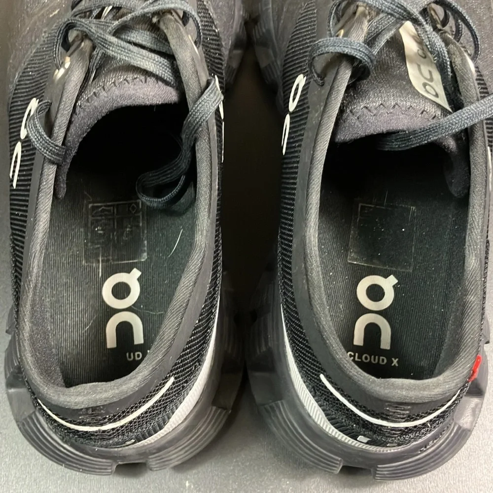 On Cloud X 3 Cloudtec Athletic Running Sneaker Shoes‎ Men’s size 11.5